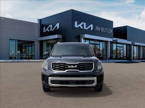 New 2025 Kia Telluride S image 2