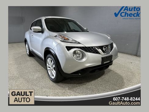 Used 2015 Nissan Juke SV AWD/4WD image 1