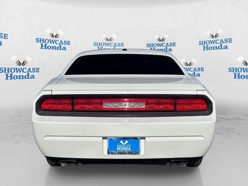 Used 2009 Dodge Challenger R/T RWD image 7