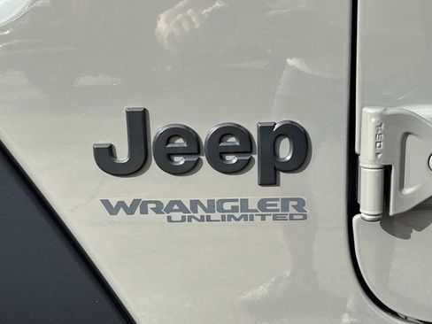 Used 2020 Jeep Wrangler Unlimited Sport image 20