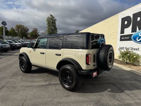 Certified 2025 Ford Bronco Badlands AWD/4WD image 7
