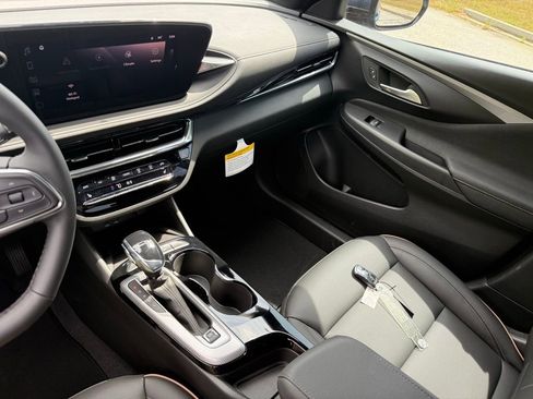 New 2026 Buick Envista Avenir FWD image 29