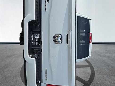 Used 2024 RAM 2500 Laramie w/ Safety Group AWD/4WD image 8