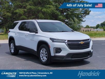 Used 2023 Chevrolet Traverse LS