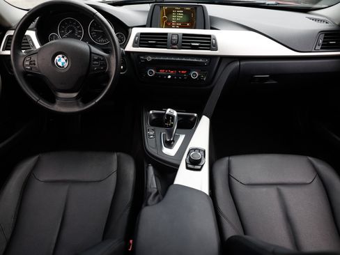 Used 2014 BMW 320i Sedan image 21