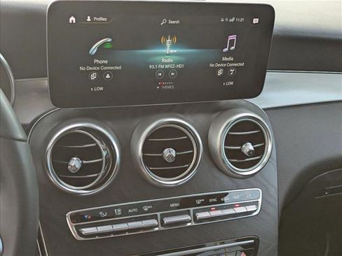 Used 2022 Mercedes-Benz GLC 300 GLC 300 image 12