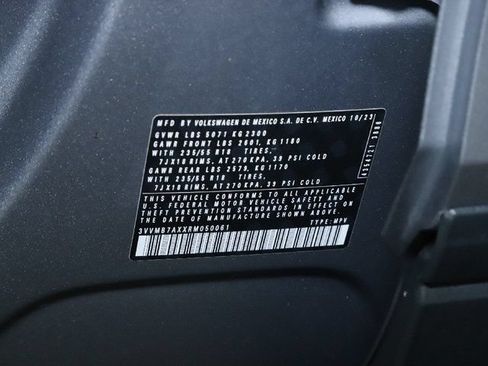 Certified 2024 Volkswagen Tiguan SE AWD/4WD image 22
