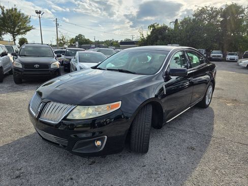 Used 2009 Lincoln MKS FWD image 3