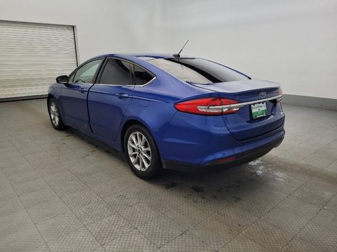 Used 2017 Ford Fusion SE w/ Fusion SE Technology Package image 5
