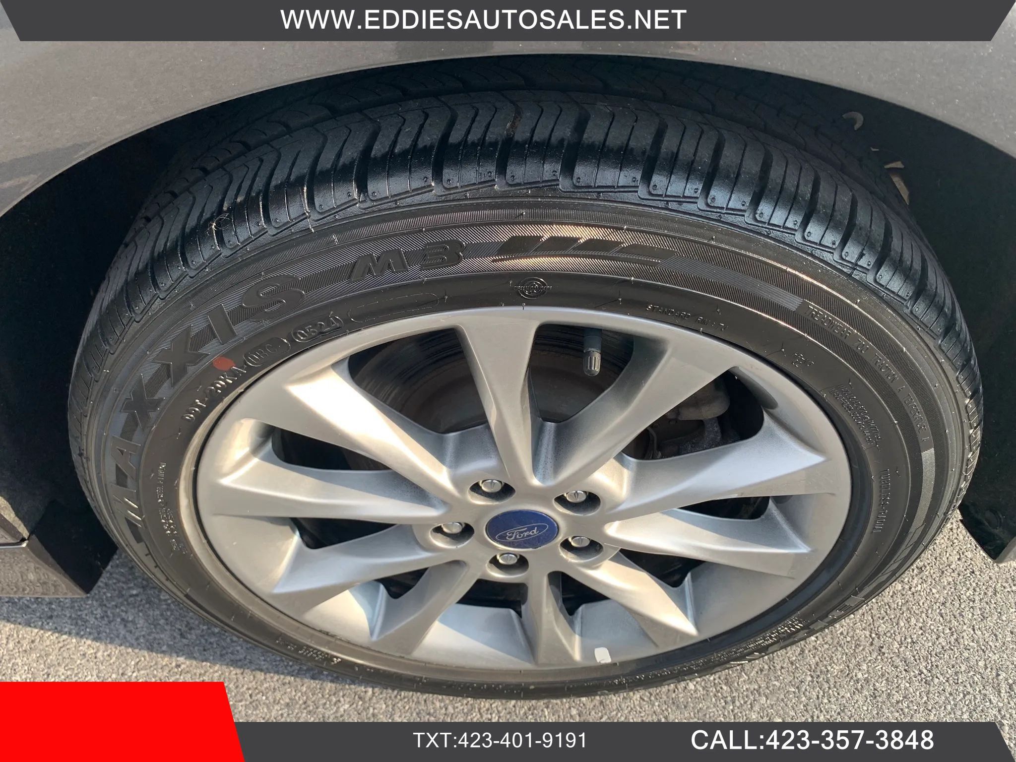 Used 2017 Ford Fusion SE FWD image 32