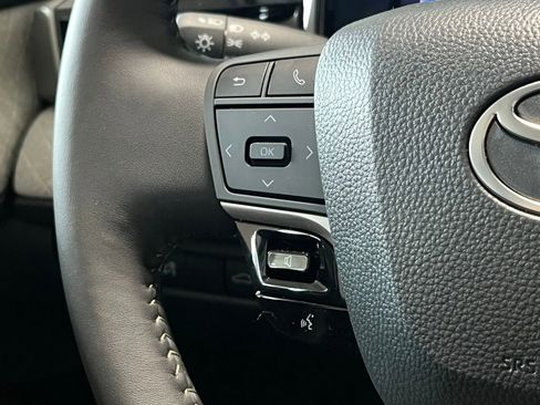 Used 2026 Toyota Camry XLE FWD image 34