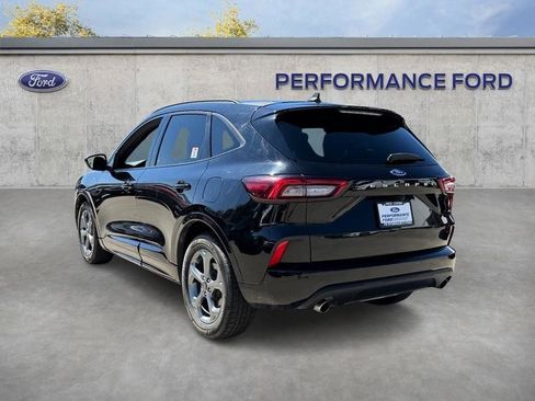 Certified 2024 Ford Escape ST-Line image 9