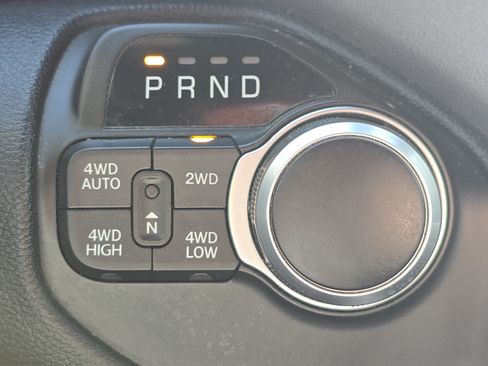 Used 2021 RAM 1500 Big Horn AWD/4WD image 12