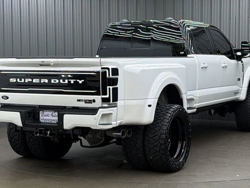 Used 2026 Ford F450 Platinum w/ FX4 Off-Road Package image 5