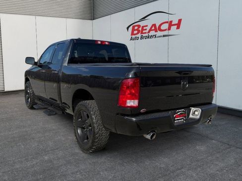 Used 2017 RAM 1500 Express w/ Black Ram 1500 Express Group AWD/4WD image 11