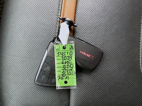 Used 2024 GMC Sierra 1500 AT4 image 38