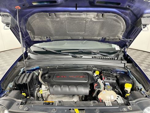 Used 2017 Jeep Renegade Latitude image 31