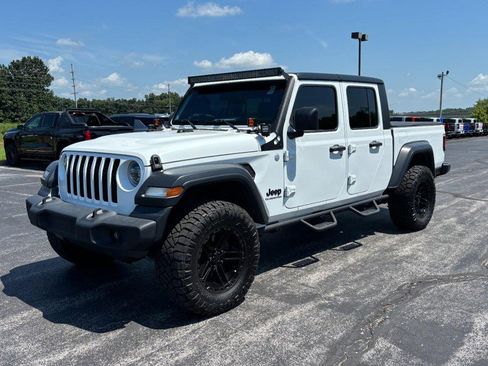 Used 2020 Jeep Gladiator Sport w/ Quick Order Package 24S image 8