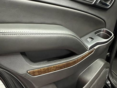 Used 2019 Chevrolet Tahoe LS RWD image 22