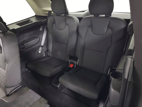 Certified 2026 Volvo XC90 B6 Plus AWD/4WD image 21