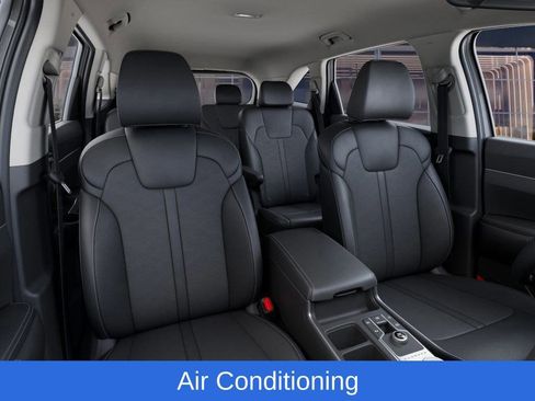 New 2025 Kia Sorento EX image 16