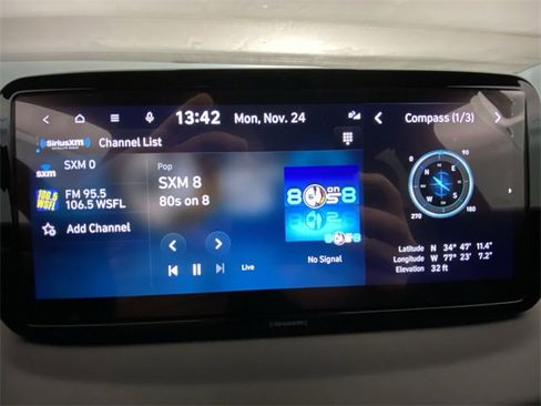 Used 2023 Hyundai Santa Fe SEL image 16