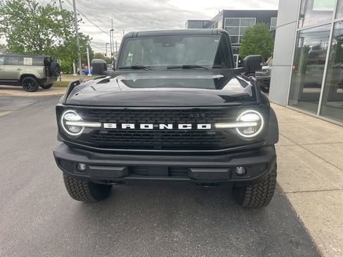 Used 2025 Ford Bronco Outer Banks w/ Sasquatch Package image 9