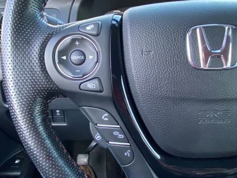 Used 2022 Honda Ridgeline Black Edition image 24