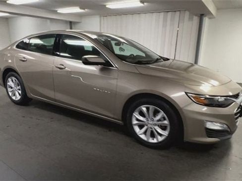 Certified 2023 Chevrolet Malibu LT image 2