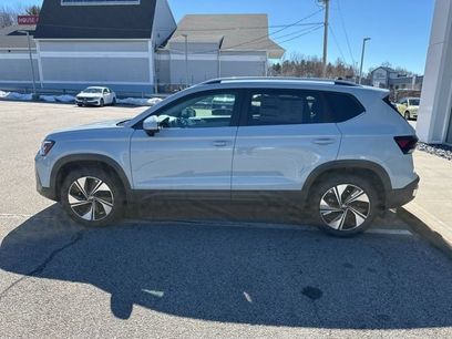 New 2026 Volkswagen Taos SE