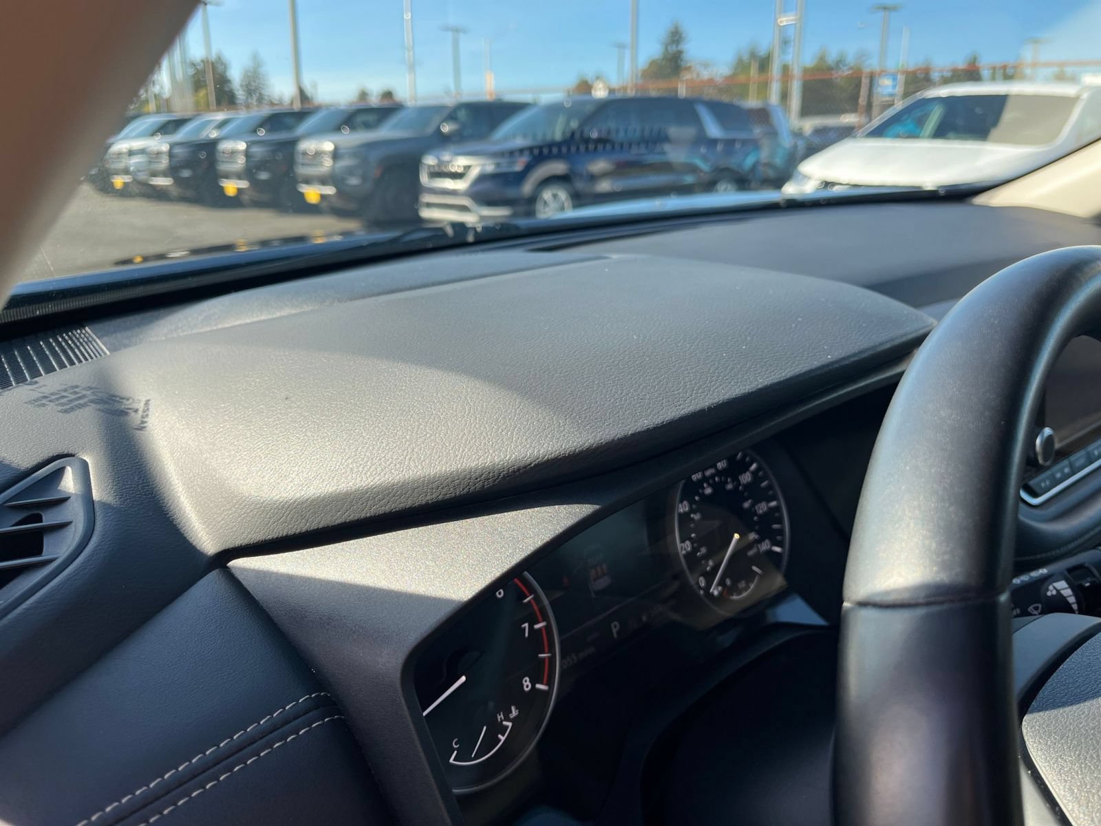 Used 2025 Nissan Rogue SV AWD/4WD image 35