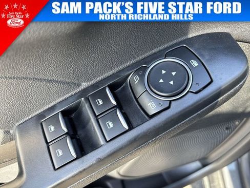 Used 2025 Ford Escape ST-Line image 22