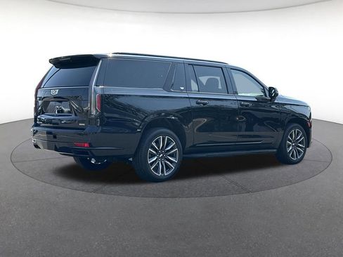 Used 2023 Cadillac Escalade ESV Sport AWD/4WD image 6