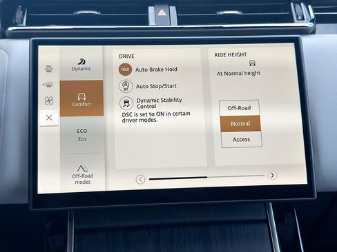 New 2026 Land Rover Range Rover Velar Belgravia AWD/4WD image 29