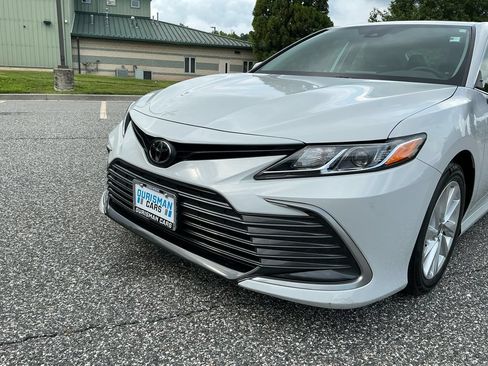 Used 2023 Toyota Camry LE FWD image 22