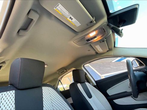 Used 2012 Chevrolet Equinox LS image 12