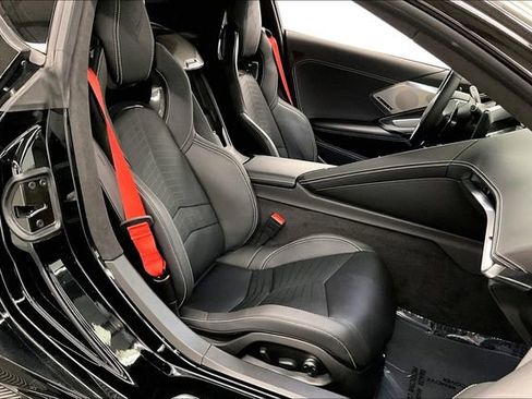 Used 2024 Chevrolet Corvette Stingray Premium Cpe w/ Z51 Performance Package image 8