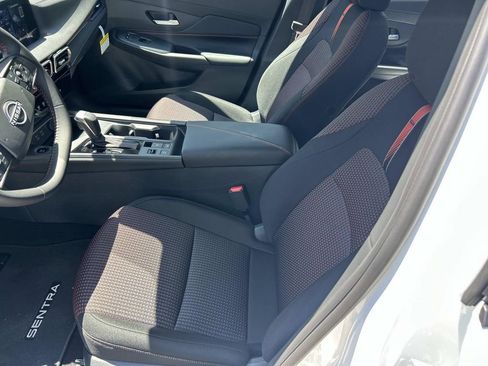 New 2026 Nissan Sentra SR w/ Floor Mat Package FWD image 12