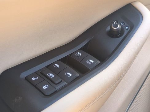 New 2026 Jeep Grand Cherokee Limited image 27