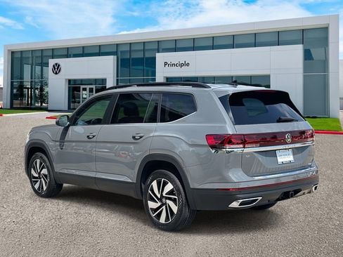 New 2026 Volkswagen Atlas SE FWD image 4