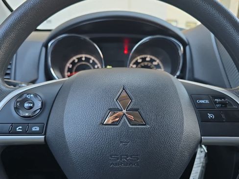 Used 2024 Mitsubishi Outlander Sport ES AWD/4WD image 22