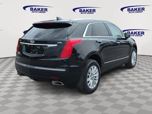 Used 2018 Cadillac XT5 AWD image 5