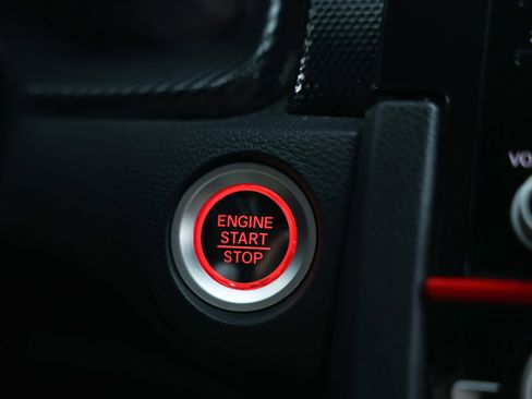 Used 2020 Honda Civic Sport image 32