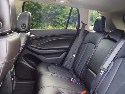 Used 2019 Buick Envision Premium w/ LPO, Interior Luxury Package image 17