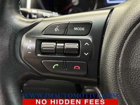 Used 2017 Kia Sorento AWD w/ LX Convenience Package image 41