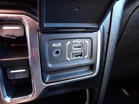 Used 2022 Jeep Gladiator Mojave w/ Cold Weather Group AWD/4WD image 18