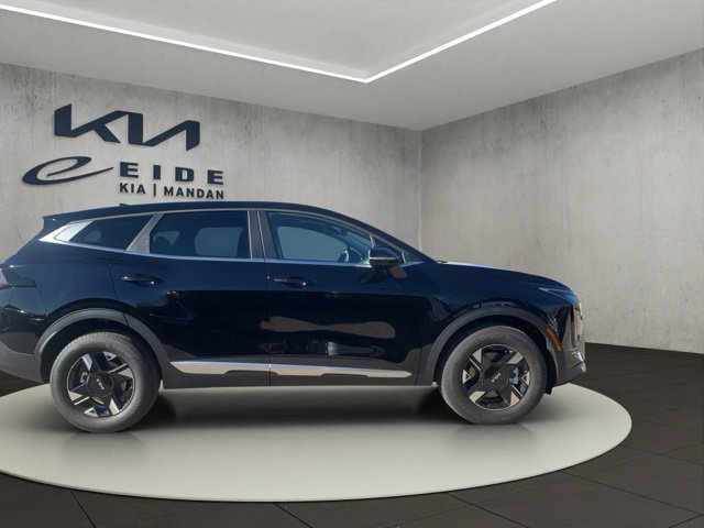 New 2026 Kia Sportage LX w/ LX Convenience Package AWD/4WD image 15