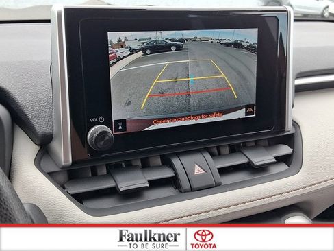 Certified 2025 Toyota RAV4 XLE AWD/4WD image 17