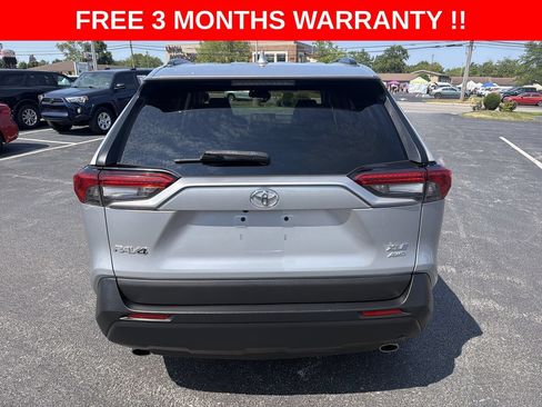 Used 2021 Toyota RAV4 XLE AWD/4WD image 28