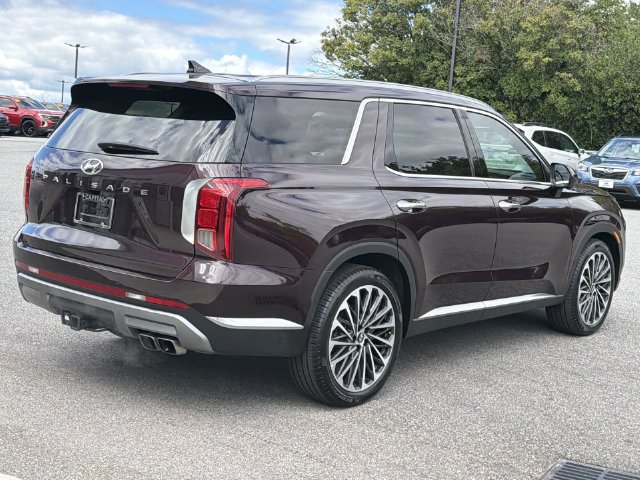 Used 2025 Hyundai Palisade Limited FWD image 13